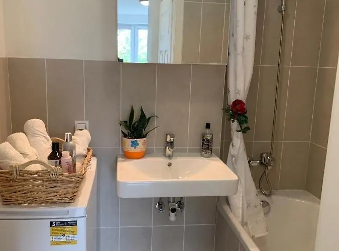 Comfortable And Cosy 3 Beds-city Center