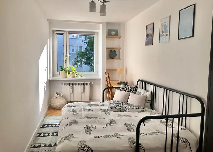 Comfortable And Cosy 3 Beds-city Center Warsaw
